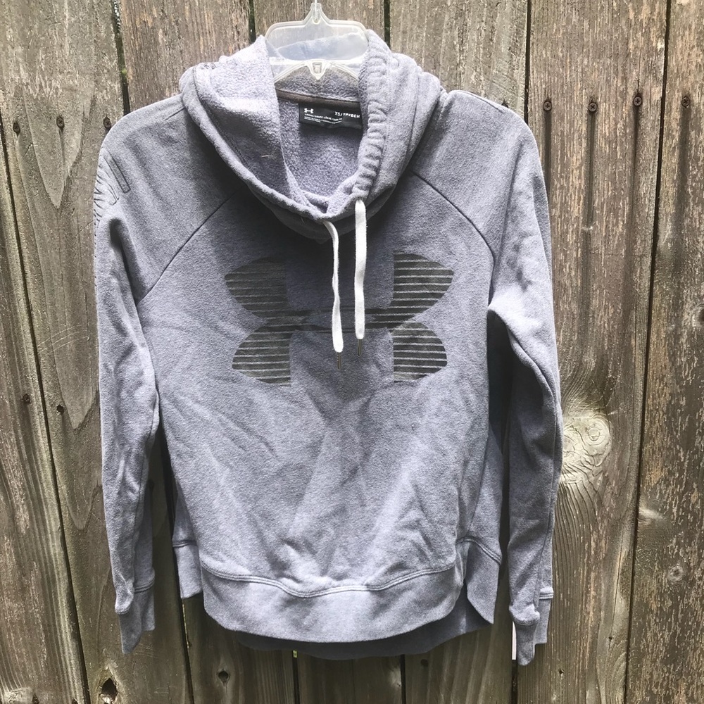 Under Armour xsmall hoodie